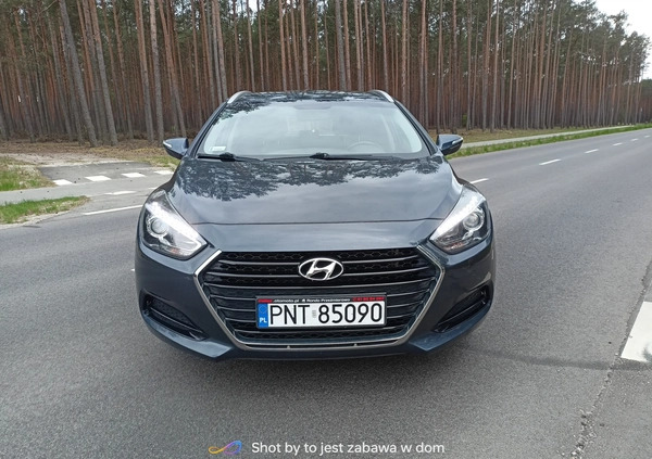 Hyundai i40 cena 51900 przebieg: 98600, rok produkcji 2016 z Radłów małe 92